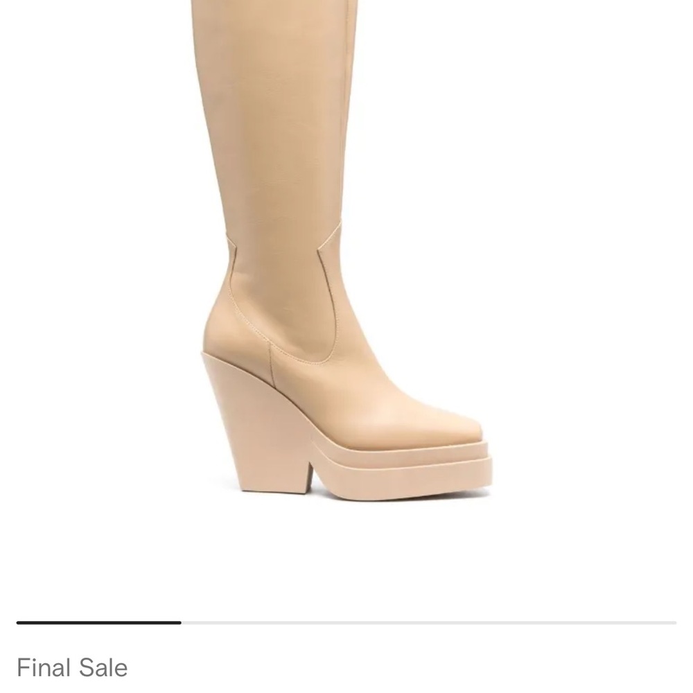 Tan Heeled Boots with Stretchy Shaft and Platform Sole